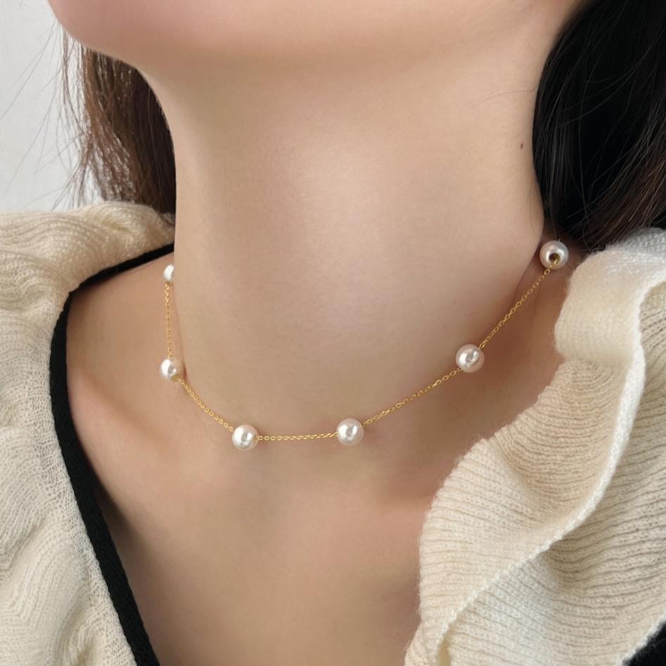 Daylit Pearl Necklace