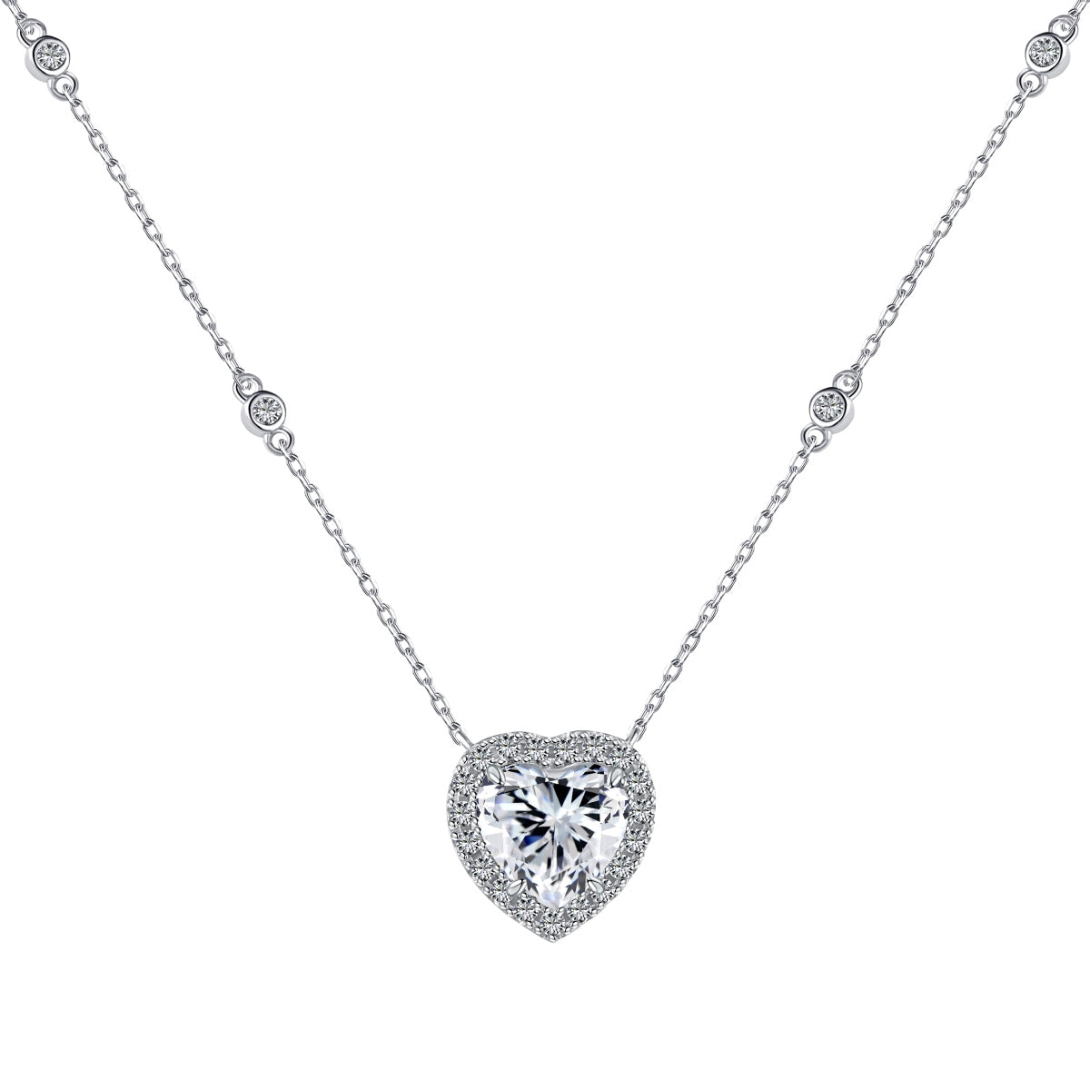 Queen of Hearts Necklace - White